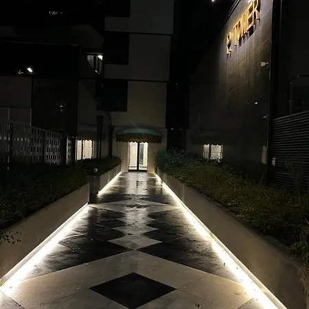 Towers Suites Apartment